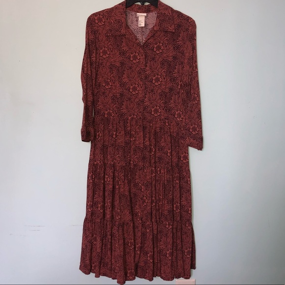 H&M Dresses & Skirts - H&M Midi Dress